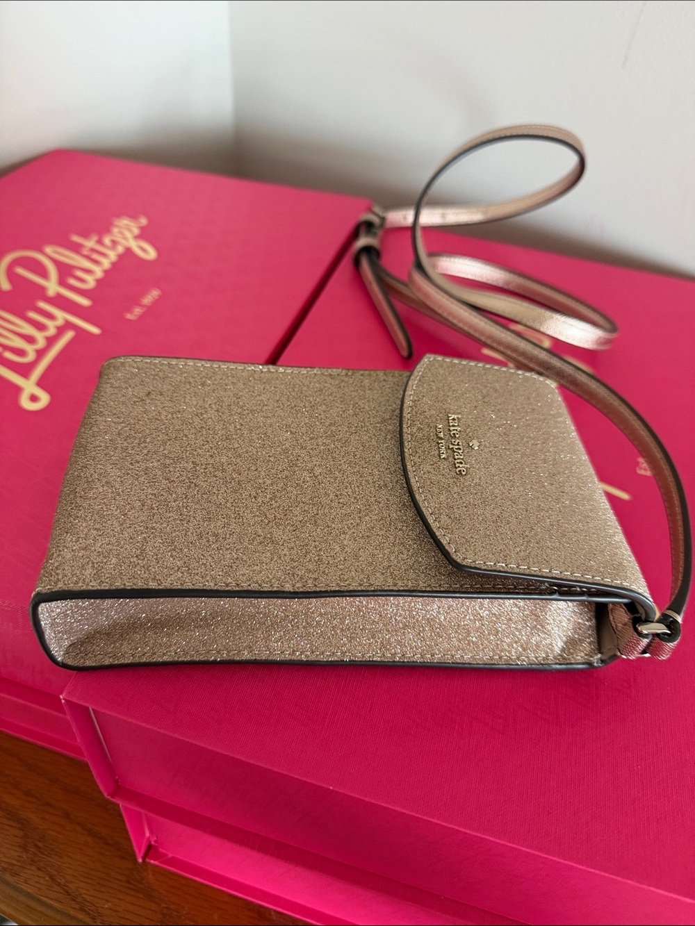 Kate Spade Tinsel North South Flap Phone Crossbody - Picture 2 of 5